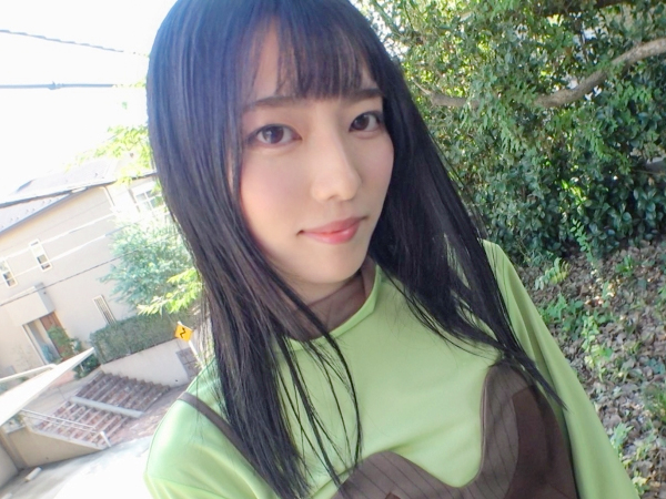 【素人×初撮り】小柄スレンダーな激かわ美少女がAV撮影体験‼おまんこ激ハメSEXで淫らに喘いでアクメしまくっちゃう♥︎