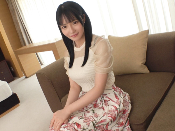 【巨乳×公務員】色白美人で黒髪ロングの公務員のお姉さんがAV出演！男優に激しく突っ込まれ巨乳揺らして悶えイキ！