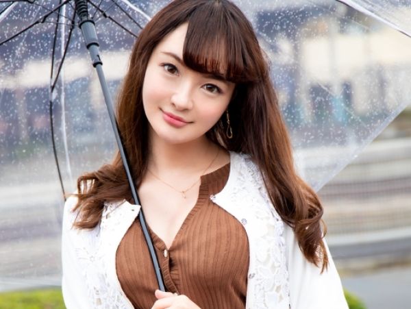 【人妻】欲求不満な気品溢れる素人奥様が不倫SEX…ッ！デカチンフェラで発情濡れマン♥ご無沙汰性交で悶えまくる！！