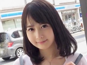 【清楚系美女】色白なボディでエッチなことには興味なさそうな反面、ピストンで感じまくる変態女でしたｗ
