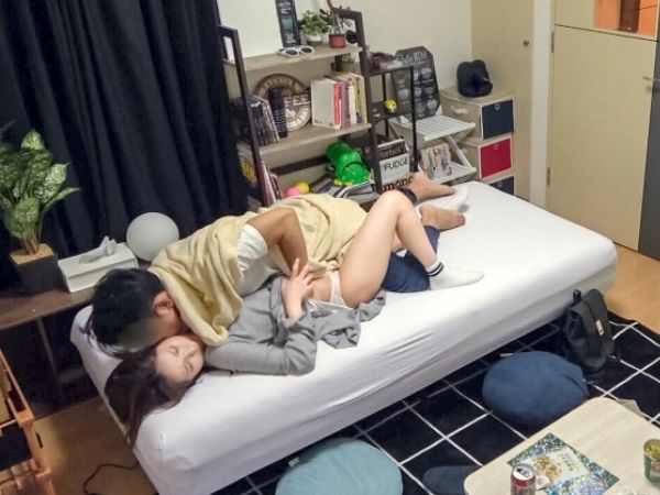 【女子大生ナンパ】SEX部屋招待→即エロっ！電マで責めてみたら激しく感じちゃってますが///