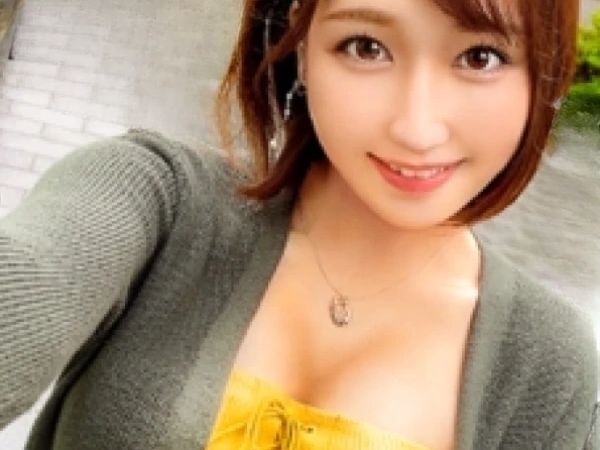 【中出し】Fカップ美巨乳女子大生とハメ撮り生ハメSEX！膣射しした精子を手マンでほじくり出して大量お漏らし♥