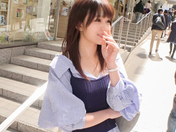 【貧乳美人ナンパ】コンプレックスなちっぱいは感度抜群っ！！逆に魅力的で揉む手に力が入っちゃいますw