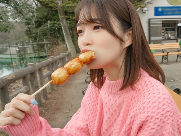 【女子大生】ロリ体型のちっぱいJDがおじさんとハメ撮りSEX…ッ！キツマンにデカチン貫通でバコバコ腰振り！