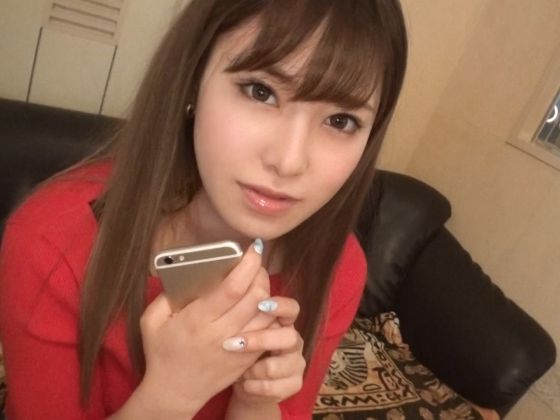 【素人×スレンダー】見た目だけギャルっぽいお姉さんは意外に落ち着いた雰囲気でAVに臨む！セックスではかなりねちっこく…？