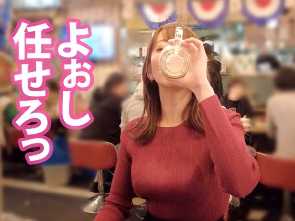 【ニット巨乳】エロ乳ぶら下げてる淫乱娘っ…豪快さの溢れる女はツルッツルな無毛パイパンおまんこでした…