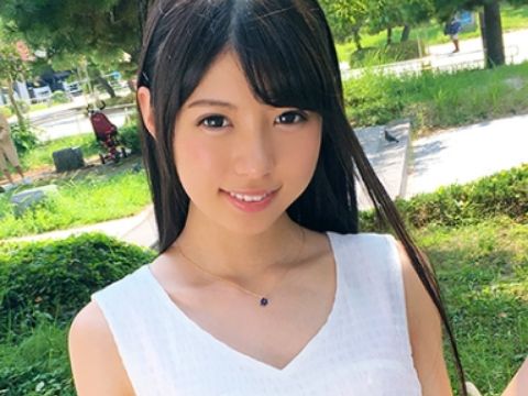 【素人】アイドルならセンターに立てる黒髪ロングのロリ顔美少女…電マでおまんこ濡らしてチンコに突かれちゃう…