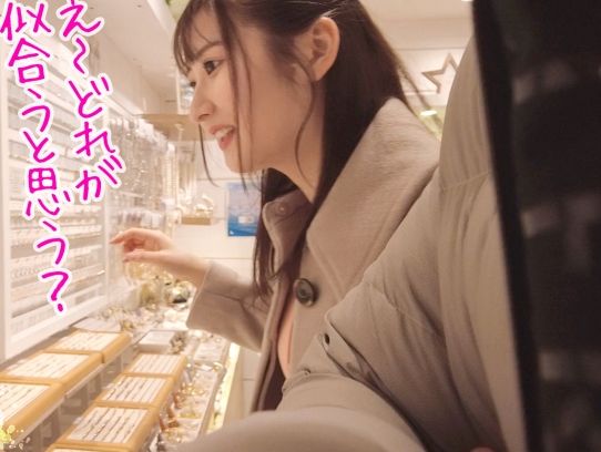 【素人】正統派カワイイ彼女とデートの後ホテルでイチャラブSEX♥彼氏のちんぽで激しく膣奥突きまくられ悶絶絶頂を繰り返す…
