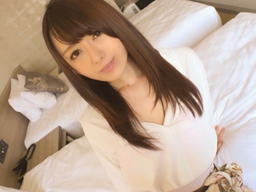 ＜M系女＞清楚系つるペタ美女が電マ責めで悶え狂う♫濃厚SEXは杭打ち騎乗♡ナマ挿入でガン突きピストン逝き乱れ♪