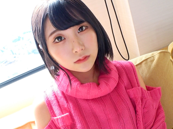 【素人】黒髪ショートのロリフェイスの女の子にクンニで十分にマンコをほぐしてからガッツリ挿入して濃厚セックス！