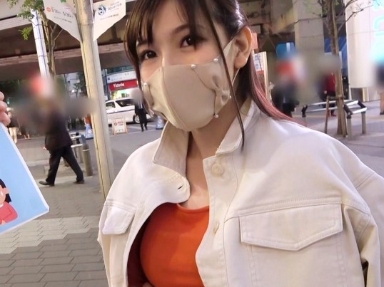 【素人×ナンパ】M気質な女には激しめの手マンとイラマチオで気持ち良くなっちゃおう！喜んでる？