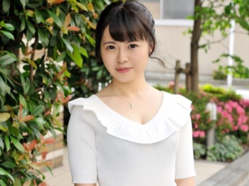 【人妻】お料理教室の帰り途中だった人妻さんに声をかけたらセックスレスで欲求不満なご様子だったので・・・！？