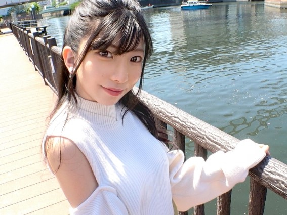 【ノーブラちっぱい娘】ぽっちり浮き出る乳首がエロ過ぎるので挿入しちゃう…♡チンポの快感に喘ぎまくる！