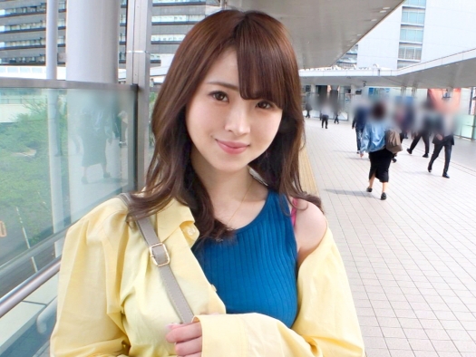 【素人】全然真面目に扱ってもらえないという女の子！だってそりゃそうだよ！エロ過ぎるもん！男大好きビッチ娘の過激エッチ！