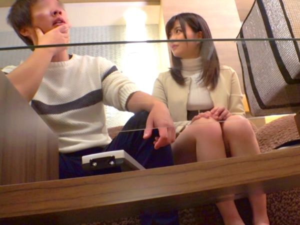 【アイドル級美少女の危険なバイト】『新メニュー採用…？』料理の専門学生が、オーナーの甘い誘惑に負けて生ハメSEX！アイドル級のルックスとウブな反応がたまらない！専門学生のピチピチボディをオーナーが独り占め！！