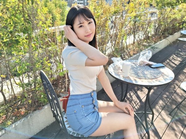 【エロいパン屋さん】プリケツの清楚系お姉さん、性欲全開！亀頭をチュパチュパしゃぶり、膣奥を激しく突かれて痙攣イキ！パン屋さんの裏の顔は、スケベなエロ娘だった！♥