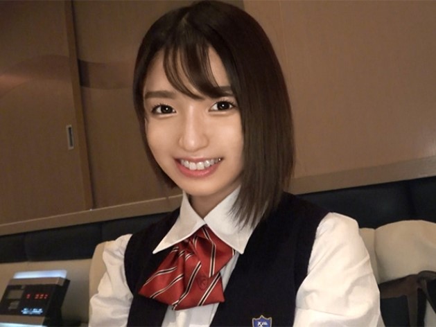 【制服美少女の危険なバイト】『お金が欲しくて…』純粋なJKがオジサンとハメ撮り体験！無垢な顔に精子をぶっかけられ、恥じらう姿がたまらない！！お金と引き換えにエッチな撮影に挑戦する少女の葛藤と快感が詰まった一本！♡