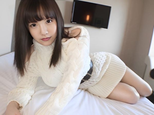 ＜素人×初撮り＞白いニットワンピがロリロリ顔に似合いすぎててチンポぼっきん♡未処理のうじゃうじゃマン毛がウブなアカシww