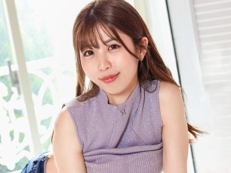 【若妻の危険なバイト】『旦那に内緒で…』プレゼント代欲しさに素人人妻がAV出演！側位からの激しいピストンに声を押し殺し快感に震える！若さ溢れる美ボディが男を誘惑♡