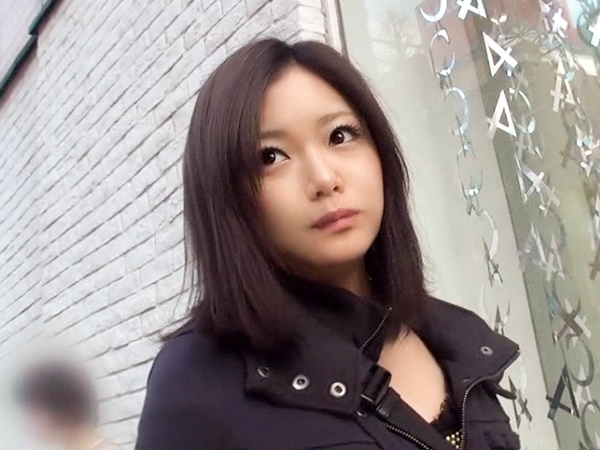 ＜素人＞程よい肉感で色白美乳のクール系美少女♫バックで膣奥責められ快楽覚醒♡生ハメ鬼突き絶叫アクメでマジ逝き昇天♪