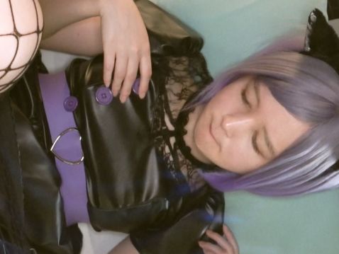 【地味カワコンカフェ嬢の裏切りエロコス】『彼氏にバレたら…』真面目そうなコンカフェ嬢がホテルで大胆浮気！エロコスプレで本性むき出し、激イキ連発の淫乱娘に大変身！♥