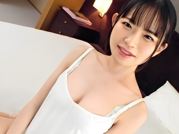 【色白Eカップ美少女】癒し系清楚娘が獣セックスで乱れまくる！激ピストンで膣奥を突きまくられ、感じまくる！おっとり娘のギャップがエロすぎる！♡