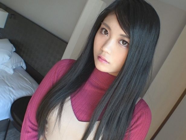 【黒髪清楚系お姉さん】『ダメ…感じちゃう…』サラサラヘアーの敏感美女が乳首責め＆手マンで悶絶！エッチな声出しちゃうほど気持ち良くなっちゃう♡