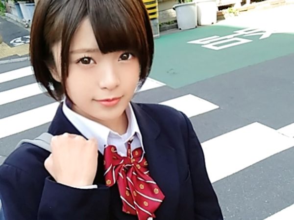 【純粋無垢な制服美少女】経験人数たった一人！貧乳ちっぱいのピチピチボディを、大人のチンポで激しくガン突き！！純真なオマンコに種付けされ、快感に悶える姿は必見♡
