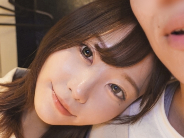 【美ボディ素人娘とイチャラブSEX】『気持ちいい…もっと奥まで…』素人くんと濃厚セックスでねっとり絡み合う！美ボディのマンコで素人チンコを包み込み、イチャイチャしながらヤリまくる！♥