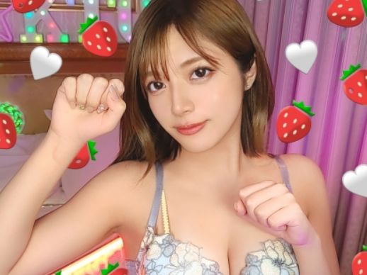 【制服美少女の秘密】『ダメ…声出ちゃう…』無垢なJKが放課後の教室でエッチなコスプレに挑戦！制服からスク水へ…恥じらいながらフェラ＆セックスで大胆変身♥