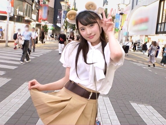 【あざと可愛い女子をゲット】『えっ…ダメ…』ガールズバー店員をナンパしてハメ倒し！チンポを挿入したら、可愛い声で喘ぎまくるギャップがたまらない！♡