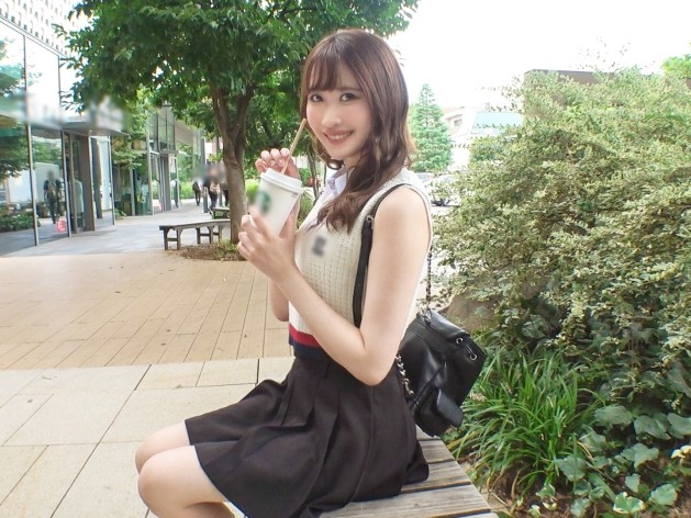 【顔面最強の素人美女】『気持ち良すぎる…』スタイル抜群のエロ娘が、チンポハメられてキレカワな表情がエロく緩み、可愛い喘ぎ声で連続絶頂！！♡