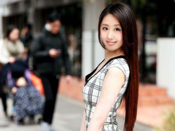 【女子大生のエロすぎる本音】『もっと激しくして…♡』私服姿も可愛い美少女JDが、騎乗位でネチョネチョのオマ●コを激突かれ、快楽の渦に！「なんで止めてくれなかったの？」と甘えた声で責める姿がたまらない！若さ溢れるボディを揺らし、感じまくる！