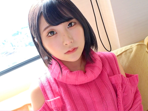 【ガールズバー店員をホテルで口説き落とす】素人娘をハメ撮りSEX！激しく突かれて乳が爆揺れ、おまんこ大絶頂♥︎